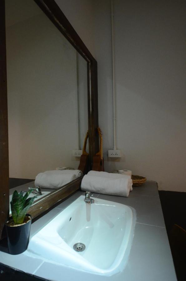Suandok History House Aparthotel Chiang Mai Exterior photo